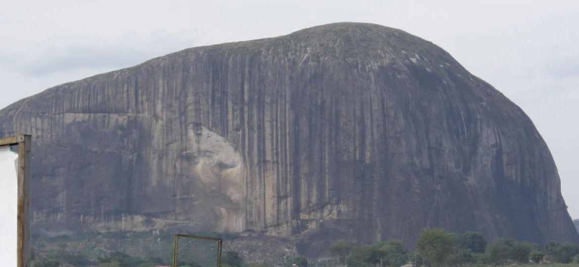 Zuma_rock_niger_state_3_on_transit_-1200x900